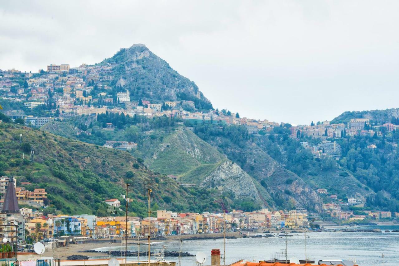 Casa Maccers Leilighet Giardini Naxos Eksteriør bilde