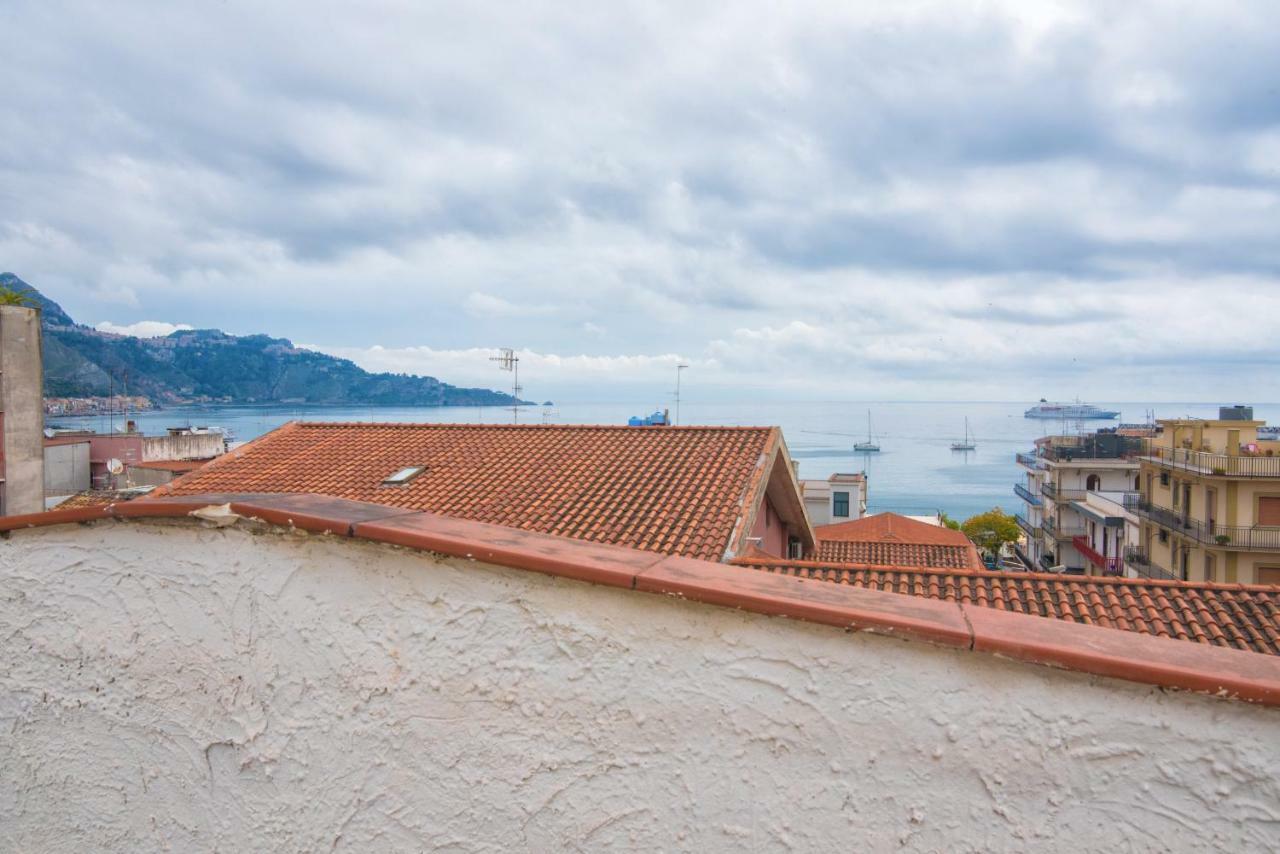 Casa Maccers Leilighet Giardini Naxos Eksteriør bilde